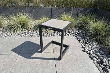 Zahradní stolek GRENADA antracit s šedým sklem 1325