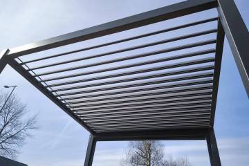 Hliníková pergola PERARA 300x300 antracit + 1 roleta 300 cm 1544 OUTLET