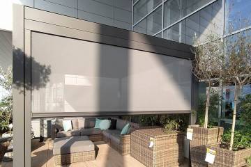 Hliníková pergola PERARA 400x300 antracit + 1 roleta 300 cm 1561 OUTLET