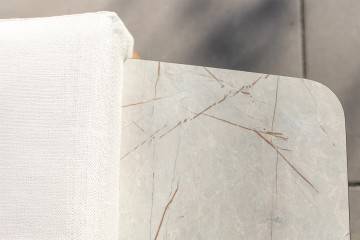 LOUNGE odkládací stolek